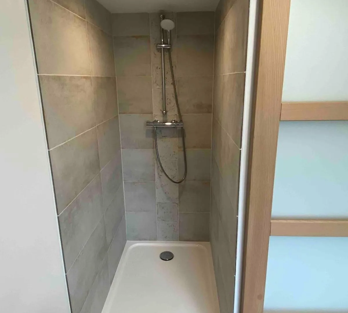 בית נופש פלוגונבלי Tiny House Proche De La Plage צרפת